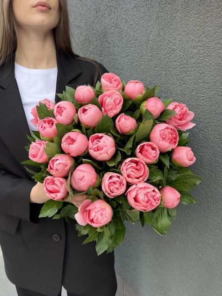 Монобукет з півонії Etched Salmon