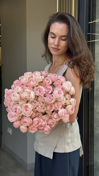 Букет з троянд Silva Svit