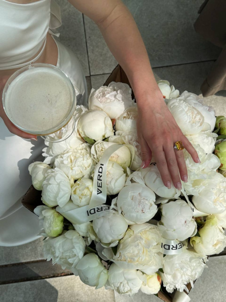 Букет з півоній